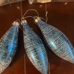 Elegant vickermans Christmas tree Ornaments